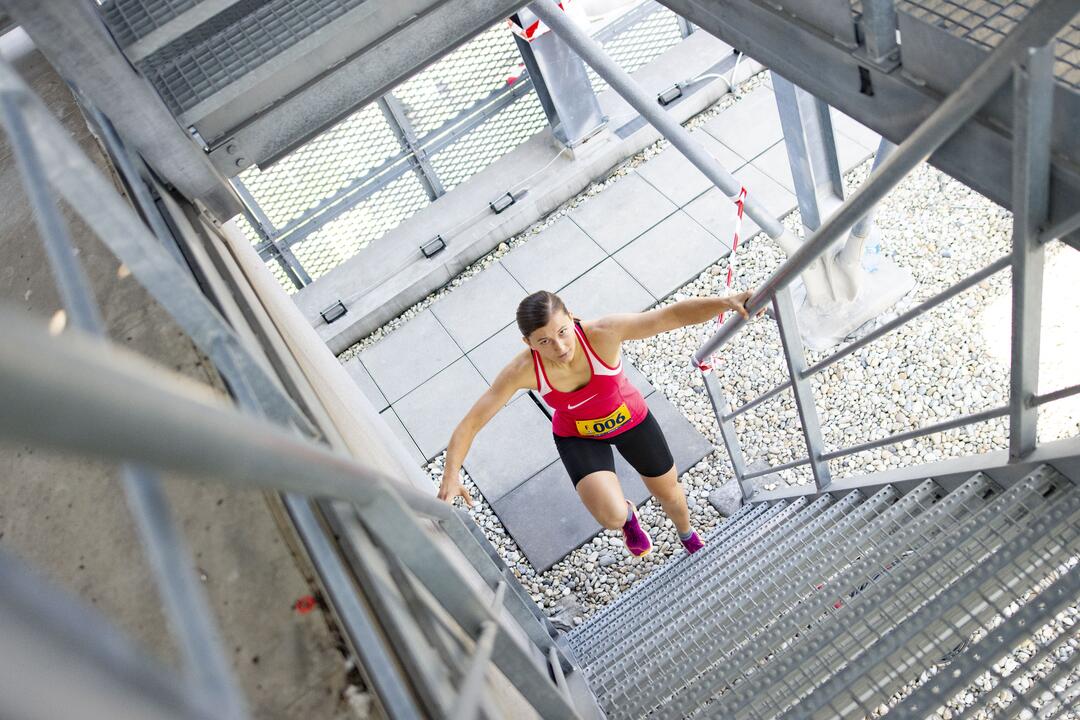 FOTO: Kamila Chomaničová sa venuje behu do schodov, foto 9