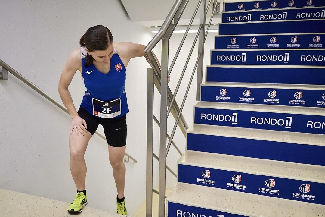 FOTO: Kamila Chomaničová sa venuje behu do schodov, foto 35