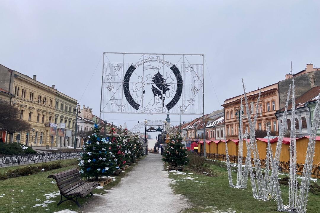 FOTO: Pozrite si, ako vyzerajú tohtoročné vianočné trhy v Prešove, foto 30