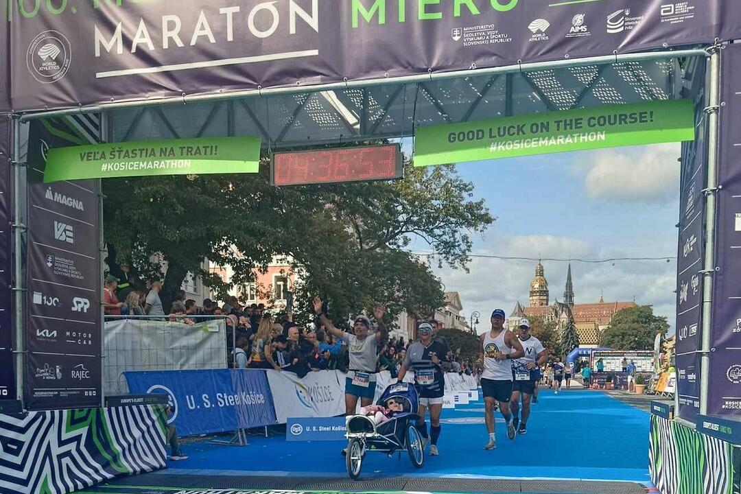 FOTO: Ťažko zdravotne postihnutá Katka zdoláva so svojou mamou Ľubkou bežecké výzvy, foto 37