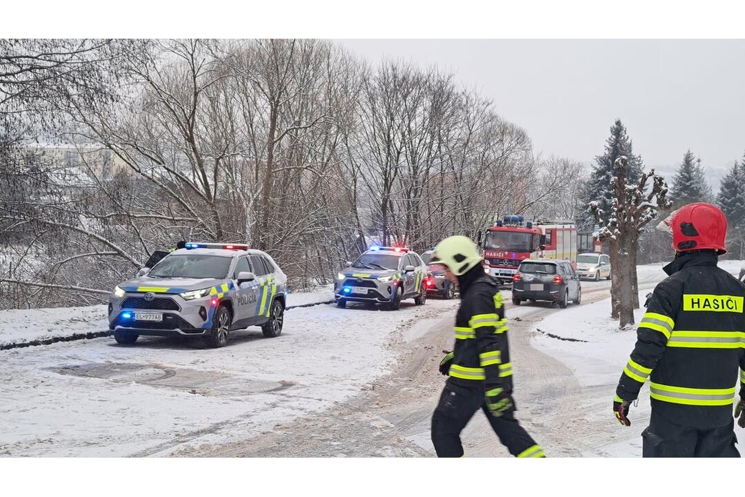 FOTO: V Bardejove došlo v rovnakom úseku už k tretej dopravnej nehode, foto 2