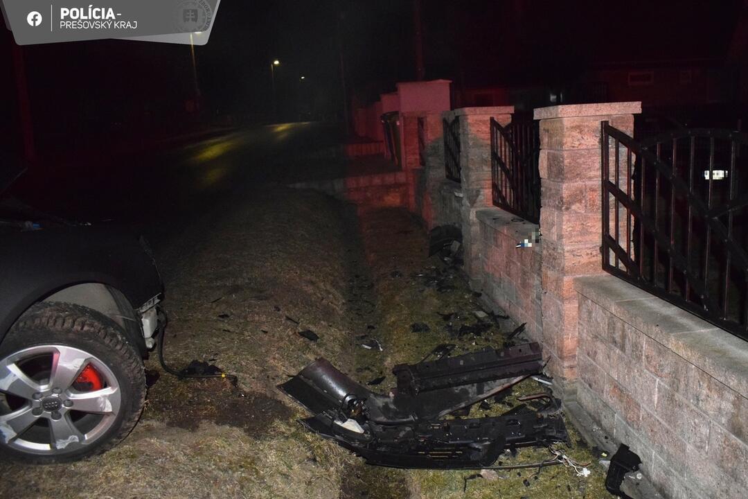 FOTO: Vodič s 1,3 promile narazil do oplotenia, foto 2