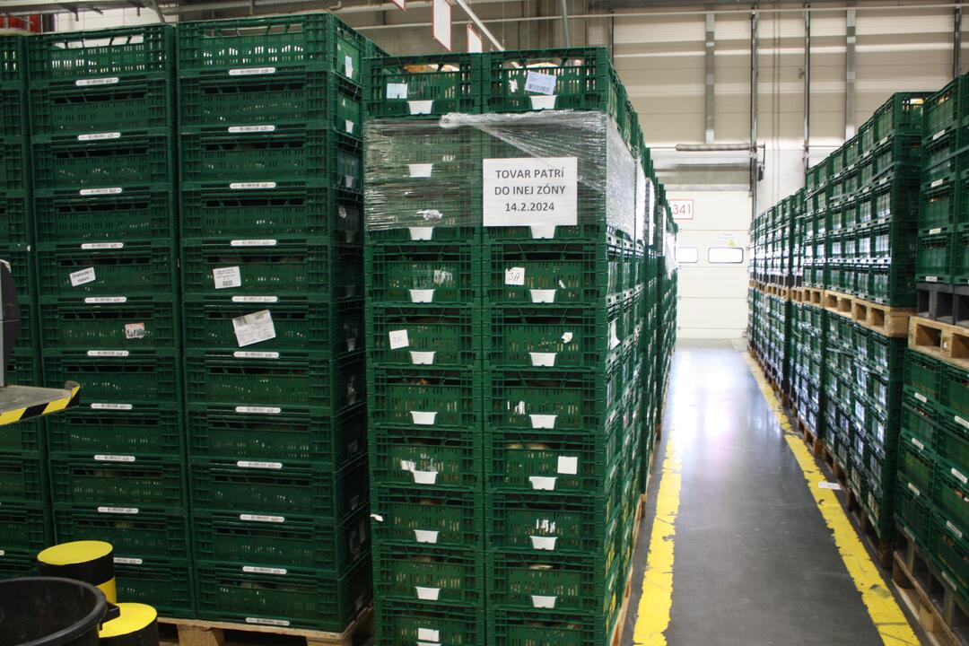 FOTO: Odkiaľ prichádzajú vaše potraviny? Navštívili sme centrálny sklad Kauflandu, foto 25