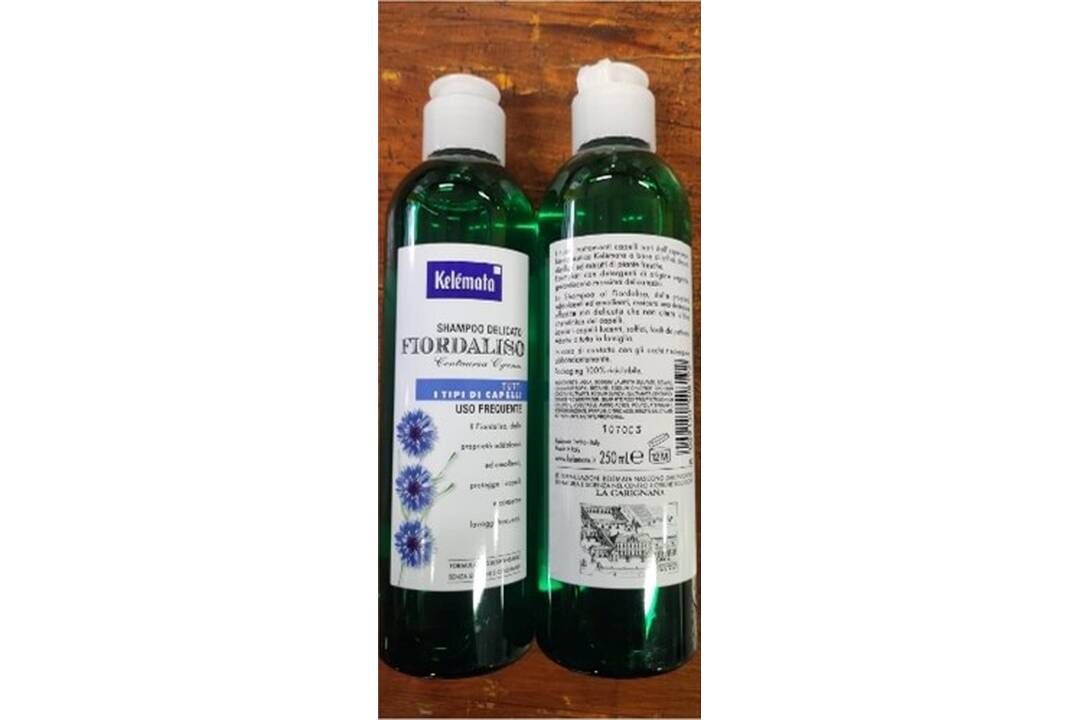 FOTO: Úrad verejného zdravotníctva upozorňuje na nebezpečnú kozmetiku, foto 23