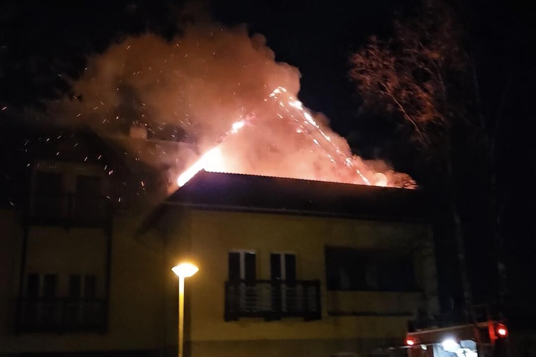 FOTO: Požiar v Tatranskej Lomnici, foto 2