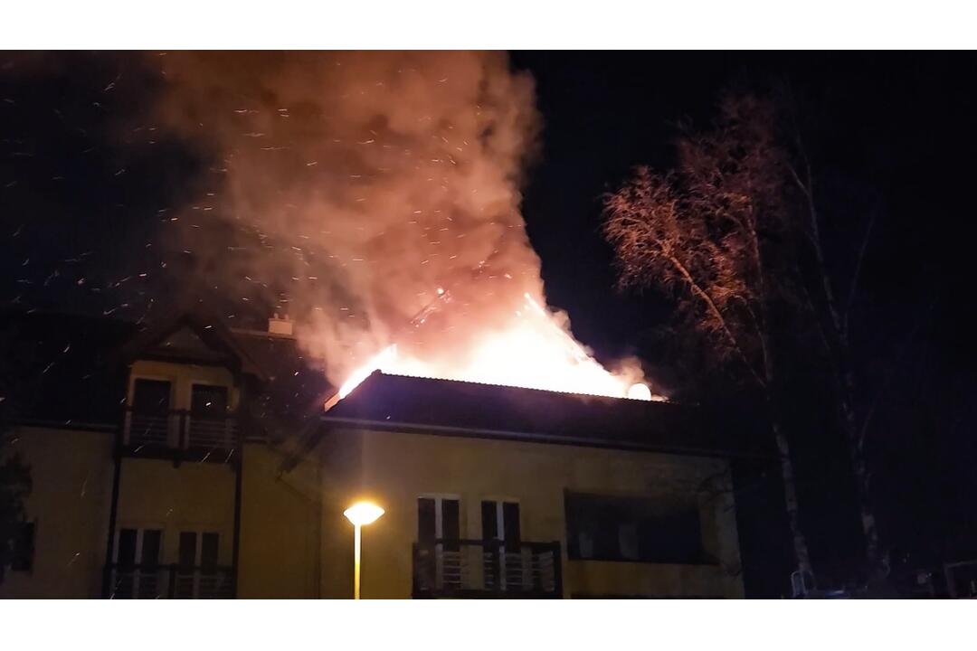 FOTO: Požiar v Tatranskej Lomnici, foto 5