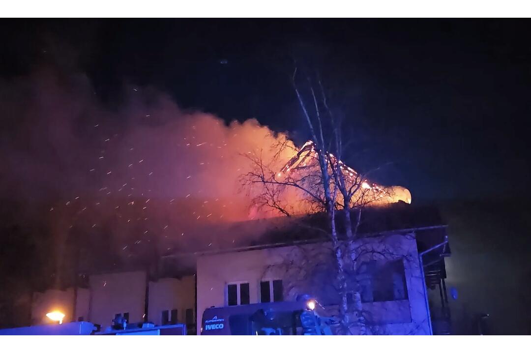 FOTO: Požiar v Tatranskej Lomnici, foto 8