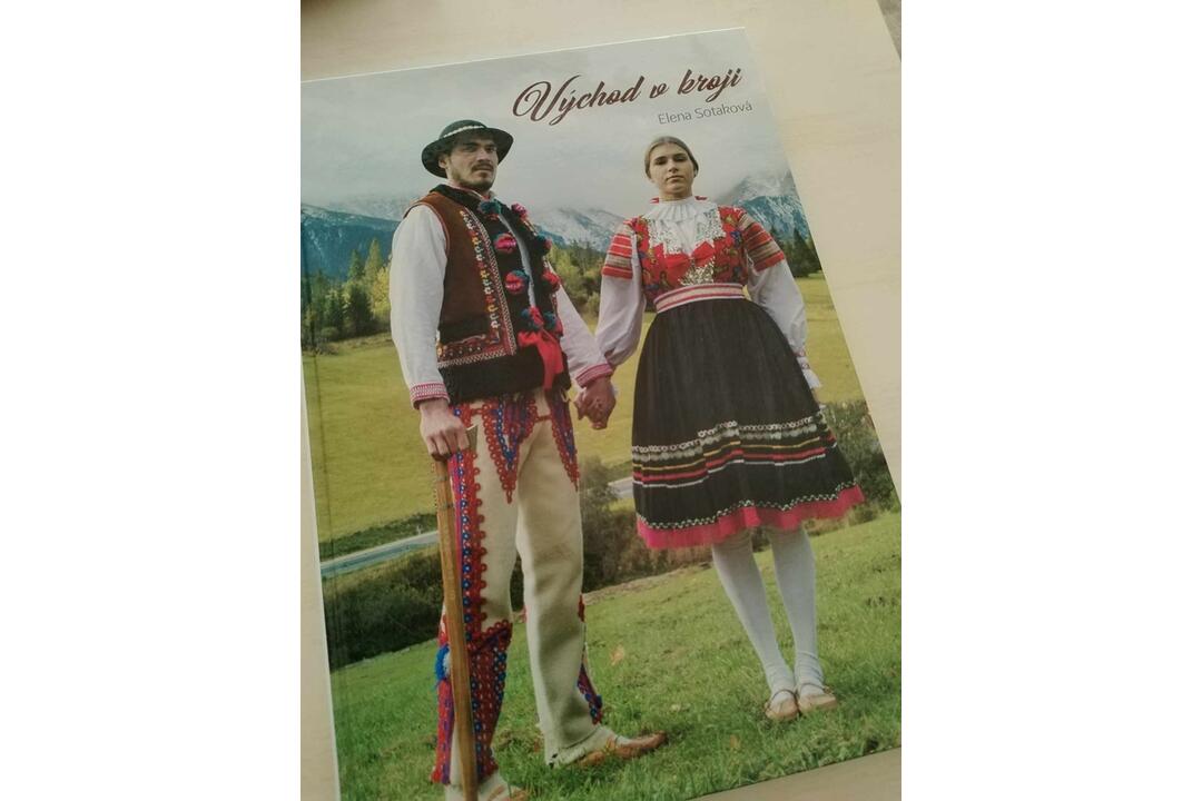 FOTO: Prezentácia krojov v Prešove, foto 2