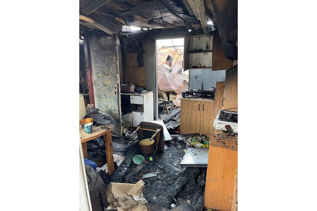 FOTO: Požiar obydlí v Stropkove a v obci Výborná, foto 1