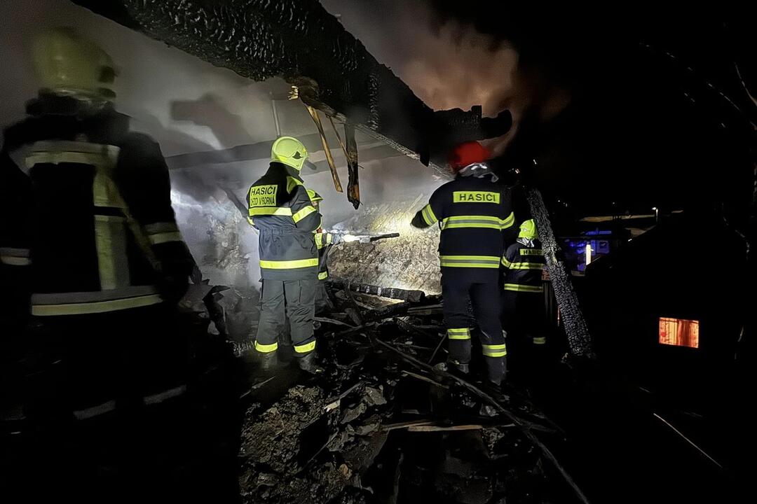 FOTO: Požiar obydlí v Stropkove a v obci Výborná, foto 10