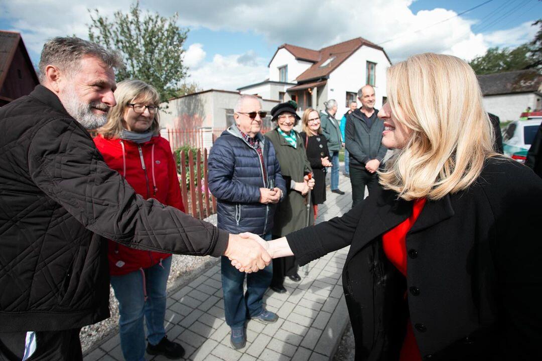 FOTO: Zuzana Čaputová v Sokolovských kasárňach, foto 10