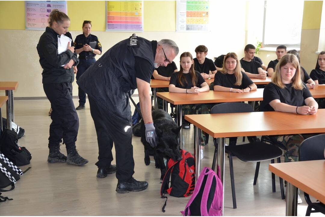 FOTO: V Snine prebehla medzinárodná príprava so psovodmi, foto 2