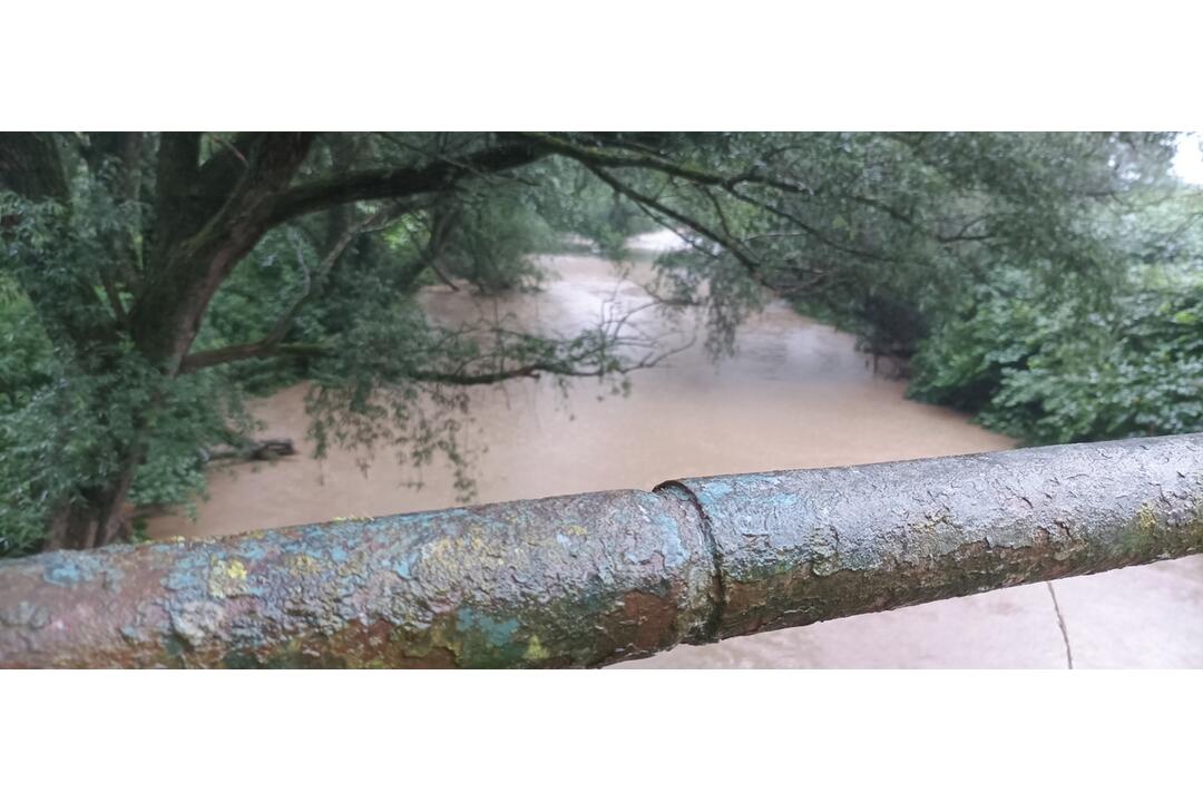 FOTO: SHMÚ vyhlásilo prvý stupeň povodňovej aktivity v povodí Torysy, foto 3