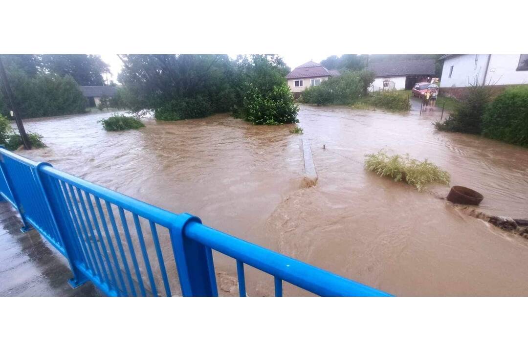 FOTO: Ubľu opäť zaplavila voda, foto 2