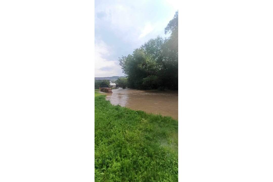 FOTO: Ubľu opäť zaplavila voda, foto 9
