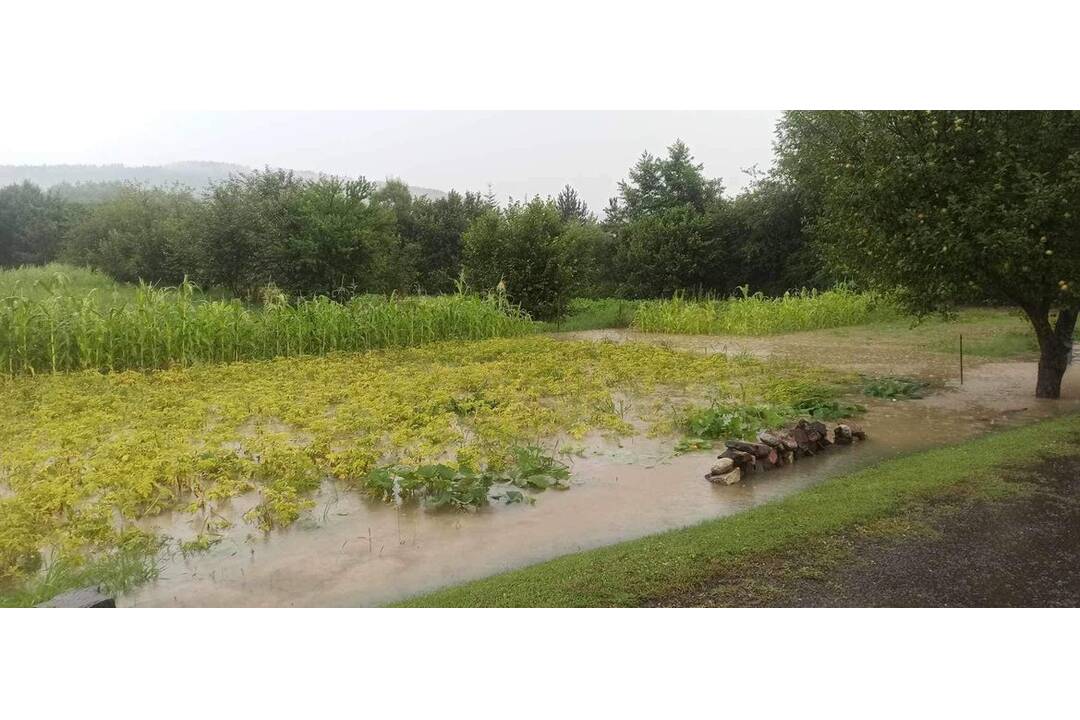 FOTO: Ubľu opäť zaplavila voda, foto 16