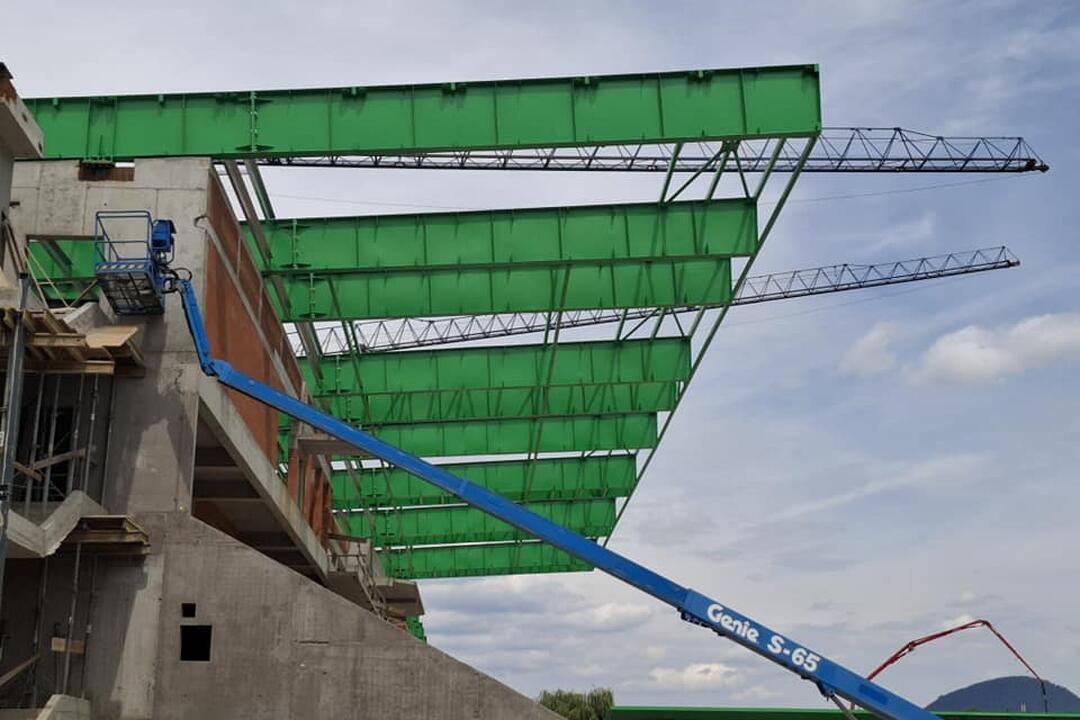 FOTO: Výstavba prešovského štadióna - osvetlenie, foto 5