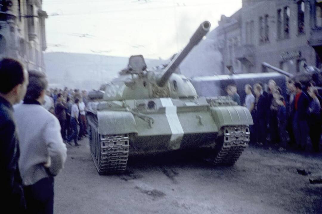 FOTO: Okupácia Prešova sovietskymi silami, foto 1