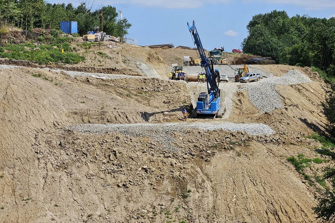 FOTO: Trasa rýchlostnej cesty R4 Prešov – severný obchvat, foto 10