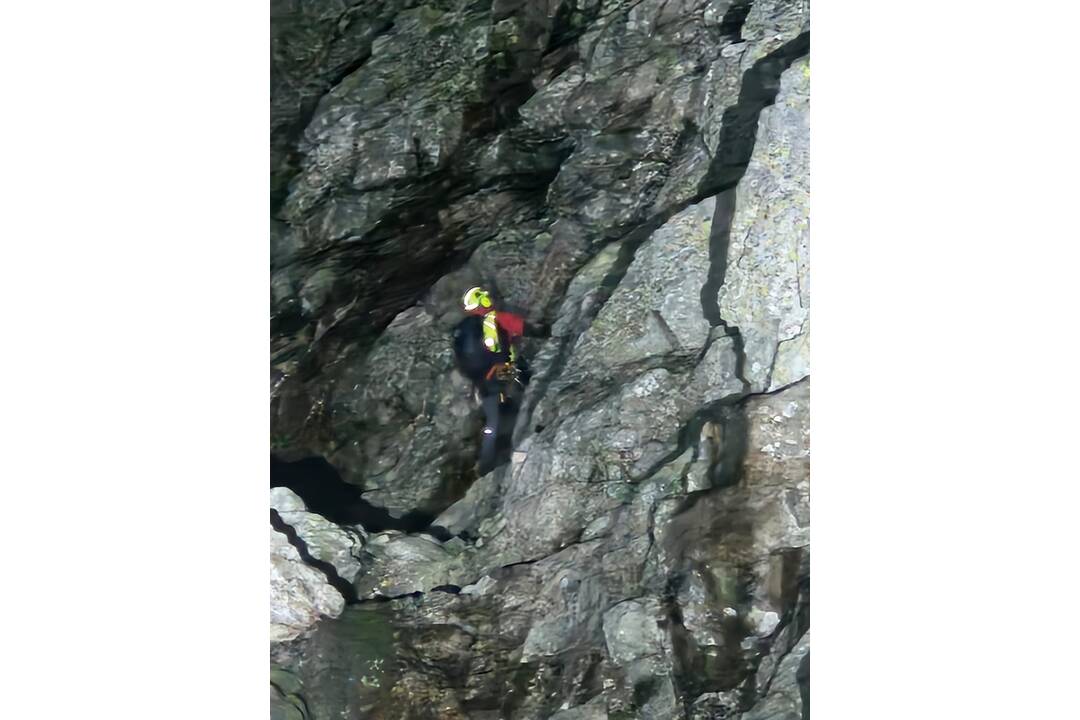 FOTO: V masíve Gerlachovského štítu uviazali dvaja poľskí horolezci, foto 2