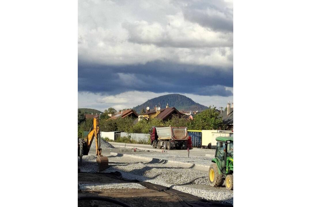 FOTO: Vo Futbal Tatran Aréne sa už pripravuje hracia plocha, foto 9