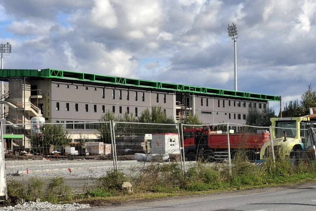 FOTO: Vo Futbal Tatran Aréne sa už pripravuje hracia plocha, foto 16