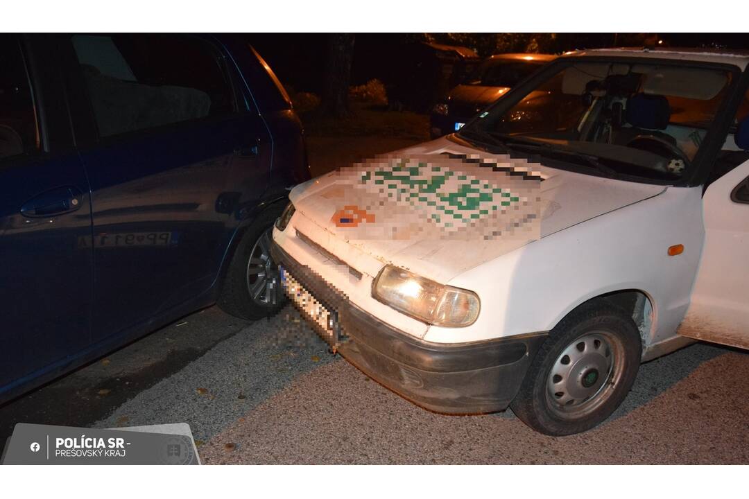 FOTO: Vodič pod vplyvom alkoholu v Poprade narazil do štyroch áut, foto 2