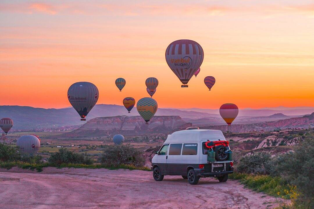 FOTO: Na rok vymenili komfort za dodávku, foto 4