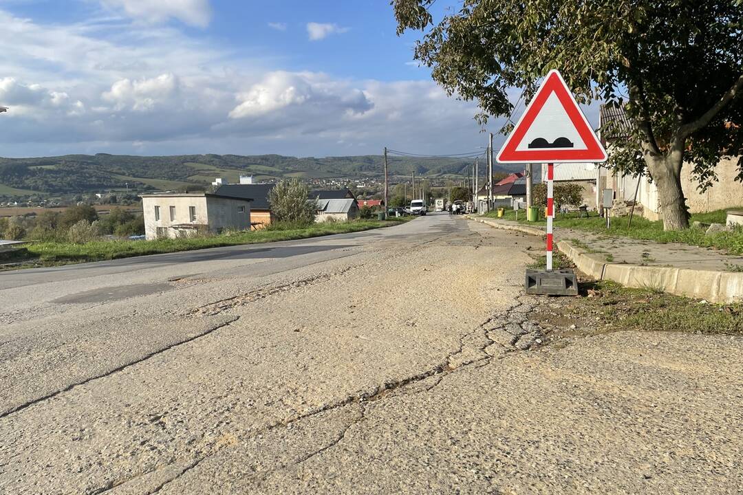 FOTO: Rekonštrukcia cesty medzi Prešovom a Petrovanmi, foto 18