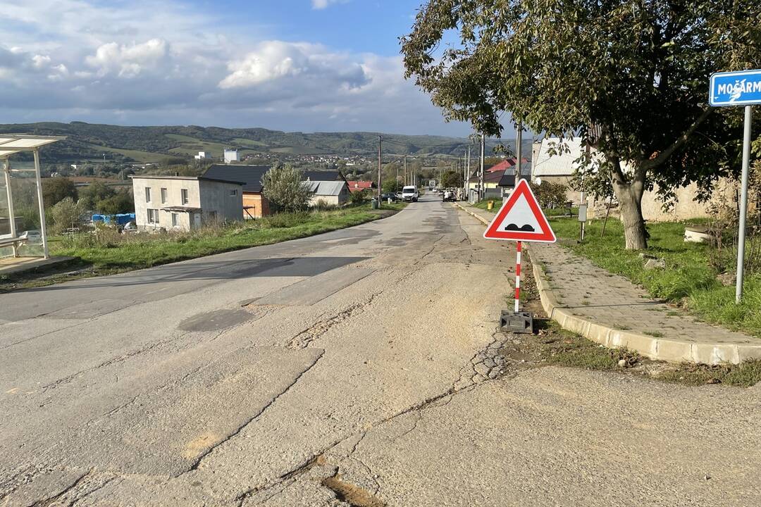 FOTO: Rekonštrukcia cesty medzi Prešovom a Petrovanmi, foto 19