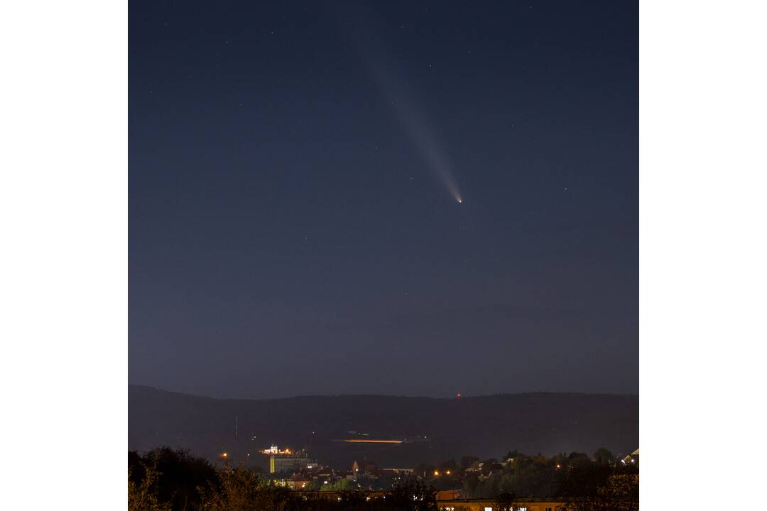 FOTO: Kométa Tsuchinshan-ATLAS sa objavila nad Prešovom, foto 1