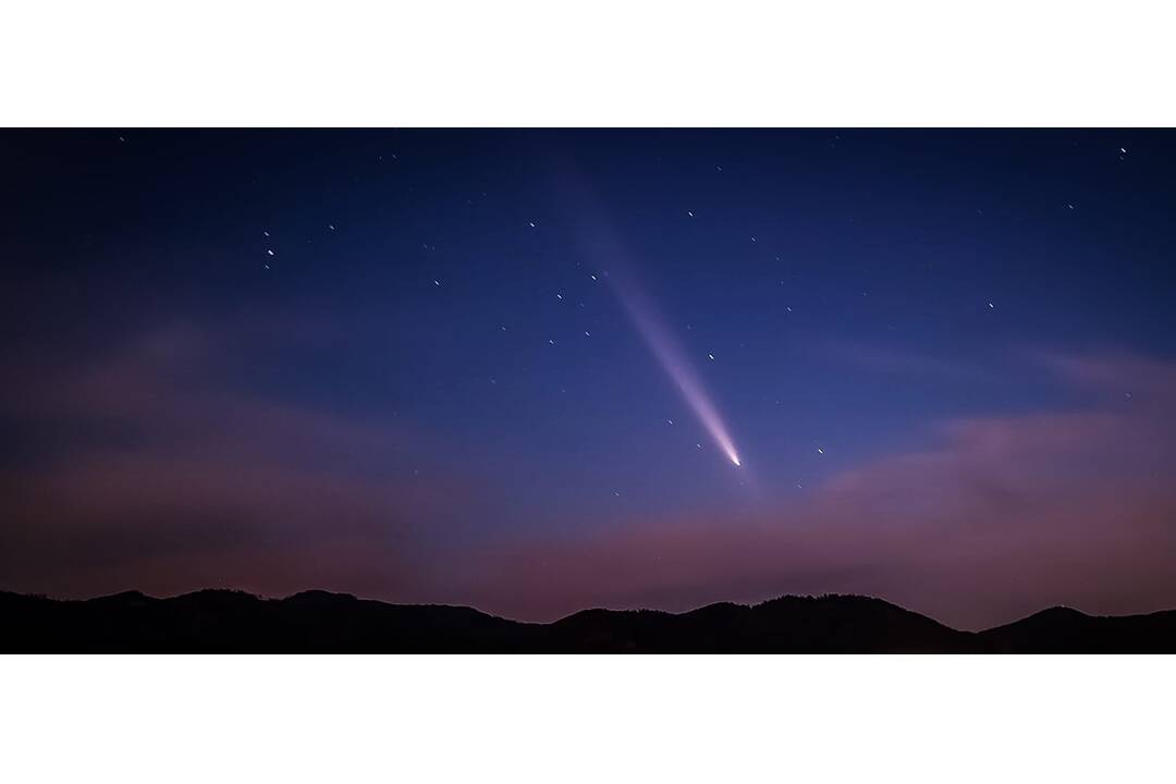 FOTO: Kométa Tsuchinshan-ATLAS sa objavila nad Prešovom, foto 7