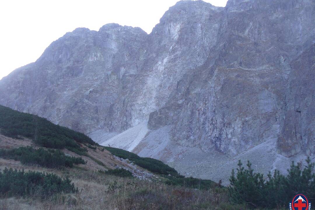 FOTO:  Vo Vysokých Tatrách došlo ku skalnému zosuvu, foto 7