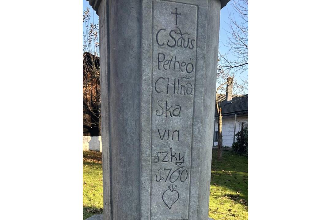 FOTO: Socha Panny Márie Škapuliarskej je na pôvodnom mieste, foto 3