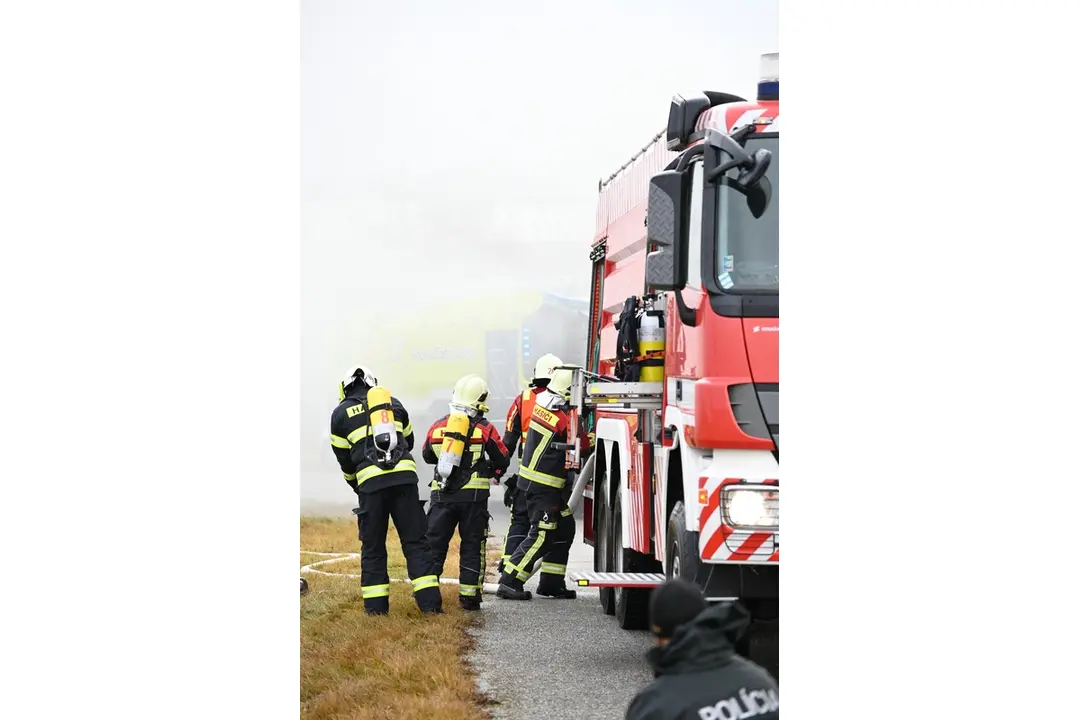 FOTO: Cvičenie na letisku Poprad-Tatry: Simulovaná havária lietadla, foto 3