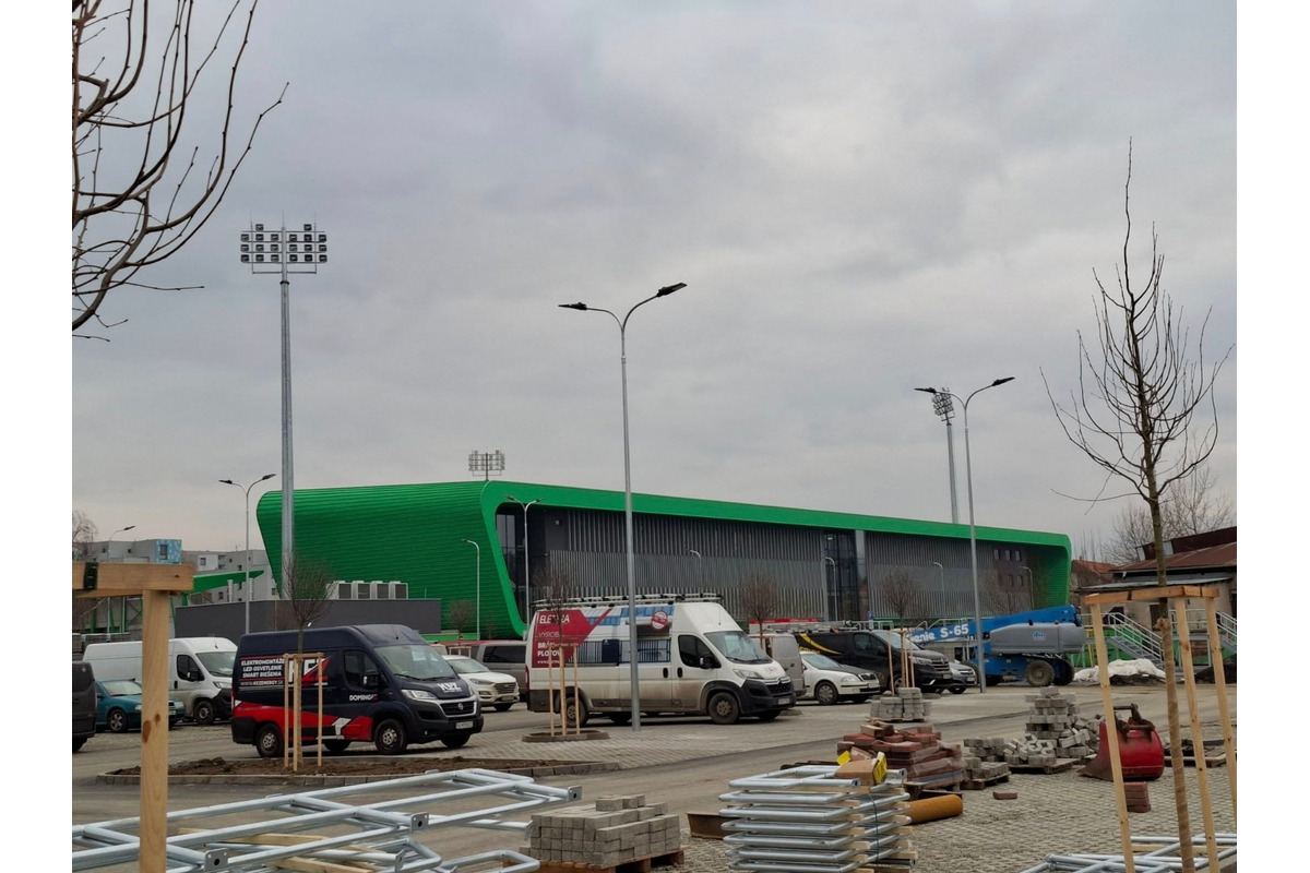 FOTO: Prešovská Futbal Tatran Aréna finišuje – termín dokončenia sa blíži, foto 4