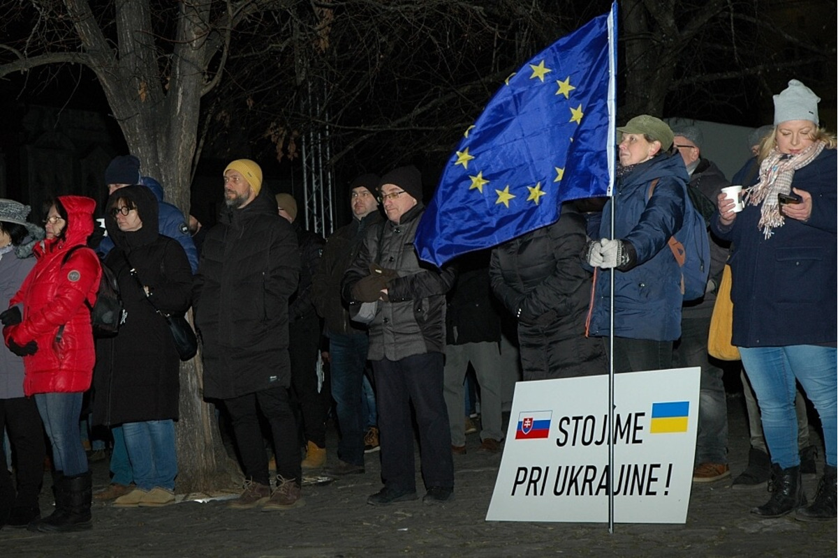 FOTO: V Prešovskom kraji prebehla ďalšia vlna protivládnych protestov. Takto to vyzeralo v Poprade, foto 24