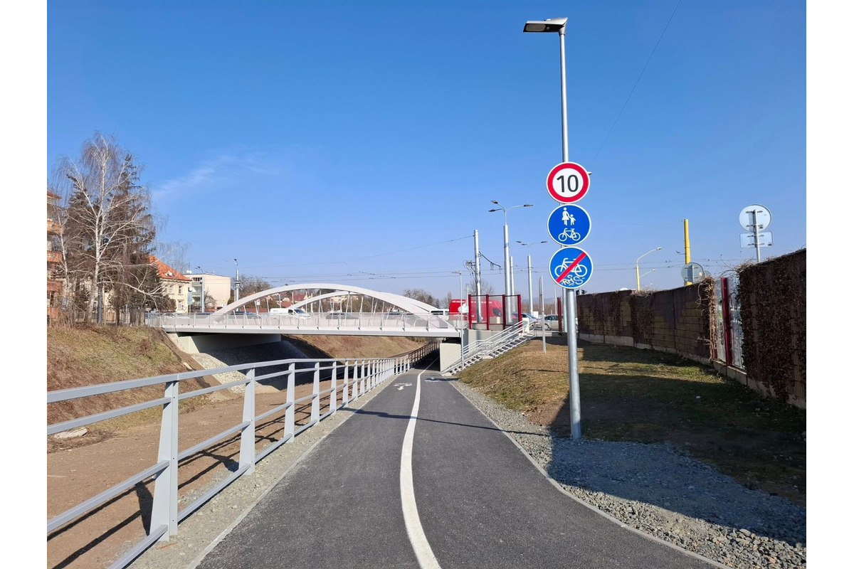 FOTO: Župný most uľahčuje dopravu v Prešove už niekoľko mesiacov, foto 2