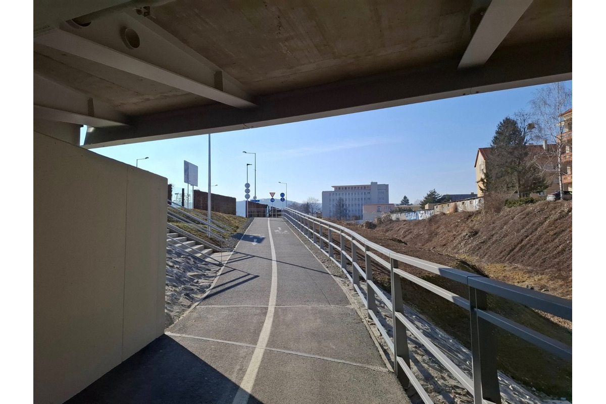 FOTO: Župný most uľahčuje dopravu v Prešove už niekoľko mesiacov, foto 3