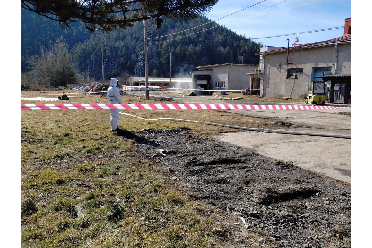 FOTO: Únik nebezpečného čpavku vo Svite, úrady radia nevychádzať, foto 3