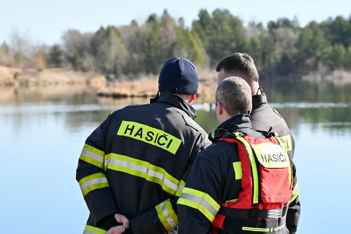 FOTO: Požiar sa podarilo zlikvidovať , foto 2