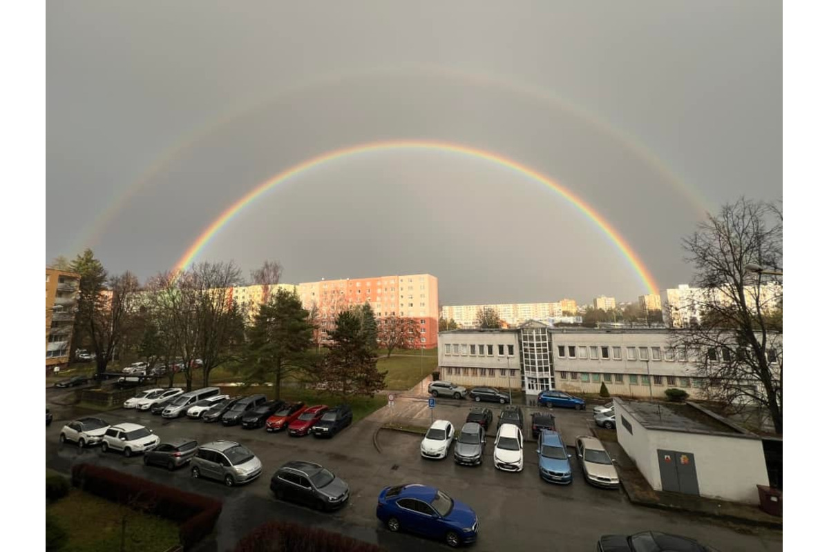FOTO: Nebeské divadlo v Prešove: Dvojitá dúha očarila stovky obyvateľov​, foto 1