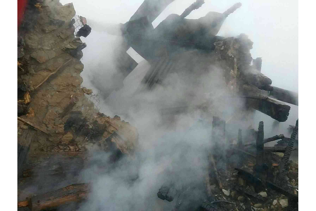 FOTO: Požiar chatrče v Nižnom Tvarožci, foto 3