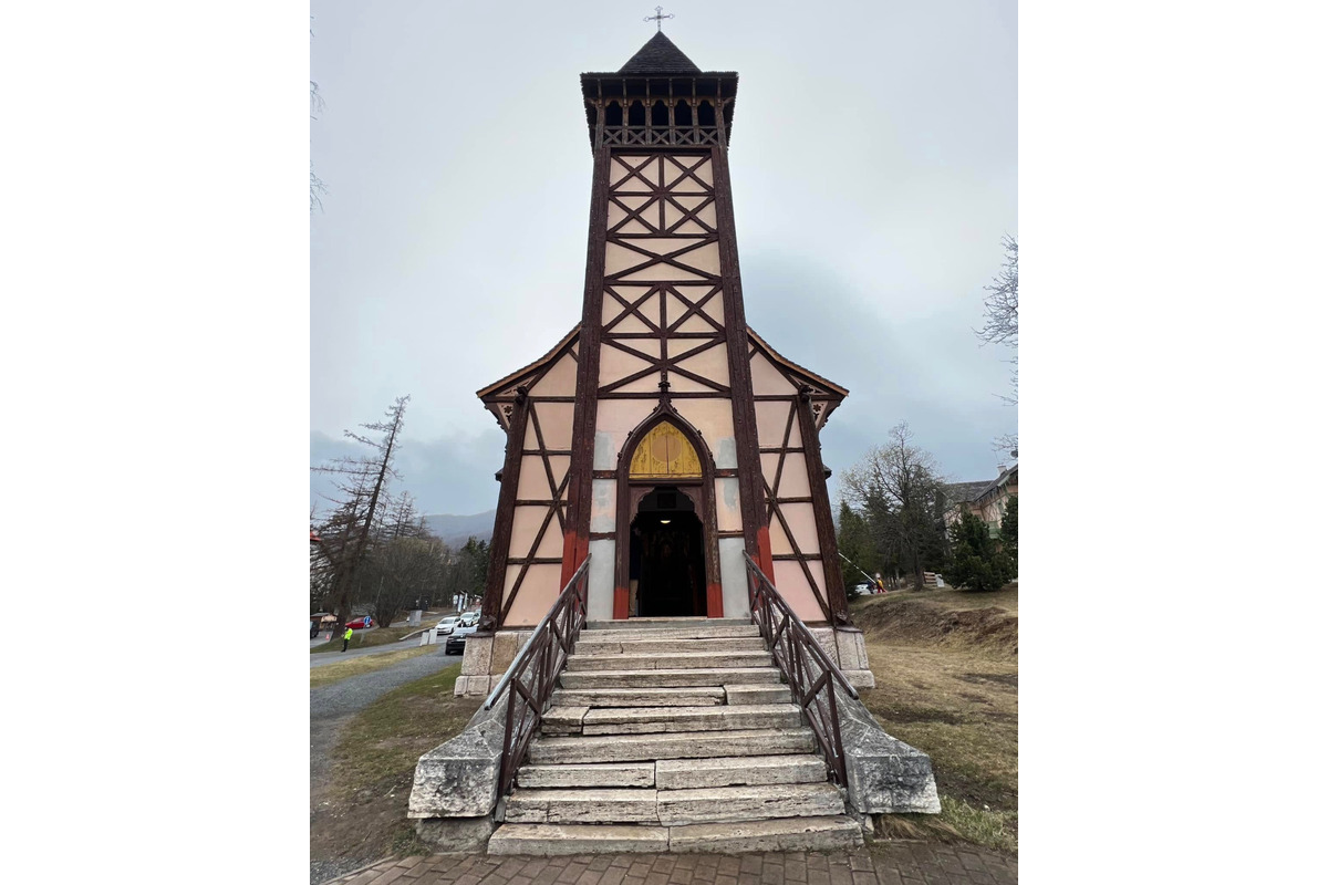 FOTO: Prezidenti Peter Pellegrini a Andrzej Duda navštívili v Starom Smokovci výstavu venovanú pápežovi, foto 2