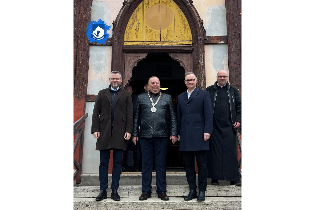 FOTO: Prezidenti Peter Pellegrini a Andrzej Duda navštívili v Starom Smokovci výstavu venovanú pápežovi, foto 5