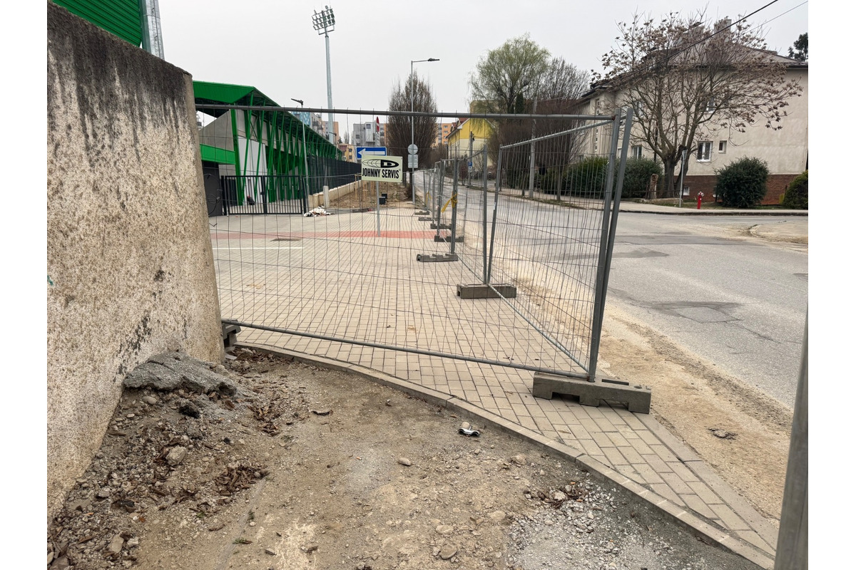 FOTO: Okolie Futbal Tatran Arény čaká rozsiahla rekonštrukcia, foto 14
