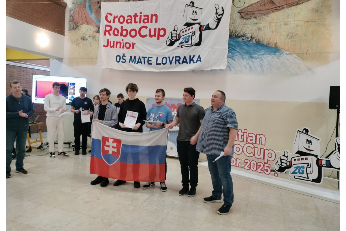 FOTO: Prešovskí študenti priemyslovky vyhrali významné súťaže, foto 6