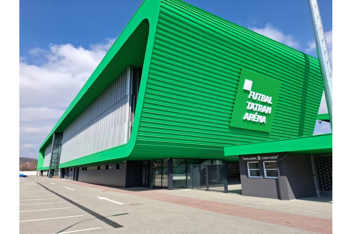 FOTO: Futbal Tatran Aréna je takmer hotová. Stará tribúna však ešte stále stojí, foto 2