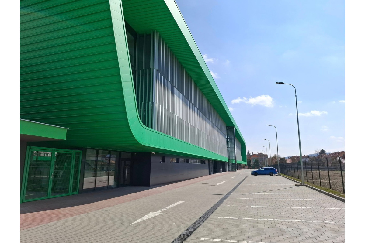 FOTO: Futbal Tatran Aréna je takmer hotová. Stará tribúna však ešte stále stojí, foto 7