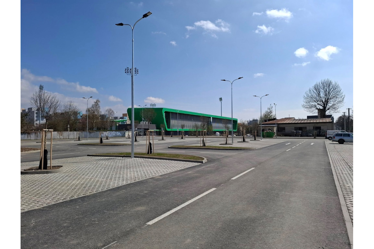 FOTO: Futbal Tatran Aréna je takmer hotová. Stará tribúna však ešte stále stojí, foto 8